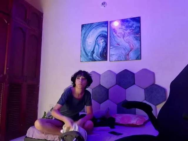 2006-tgn from BongaCams