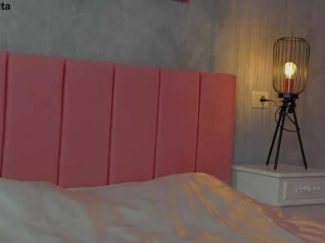 Admire BongaCams's Alisonitaaa alisonitaaa from BongaCams