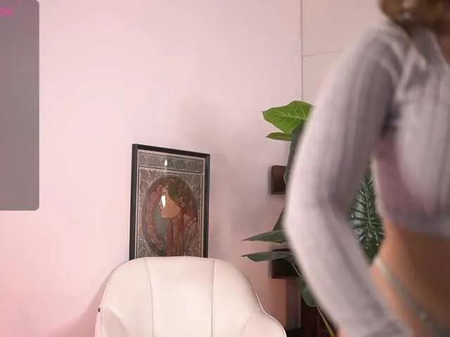 AvaReed from BongaCams