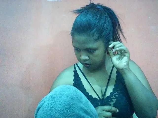 Masturbate to cute performer Balanchega Balanchega from BongaCams