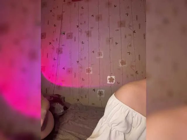 BellaAndAlice from BongaCams