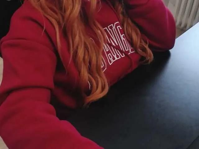 Celina-Rose from BongaCams