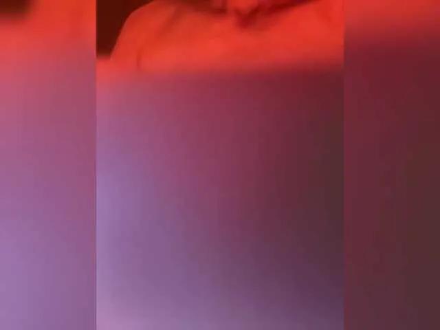 coolllll from BongaCams