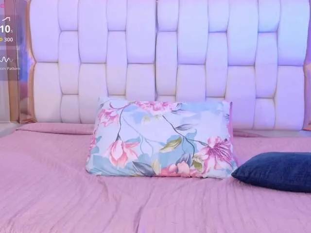 Discover BongaCams's Indiancutiie Indiancutiie from BongaCams