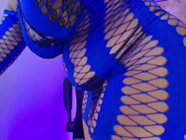 juliramirez2 from BongaCams