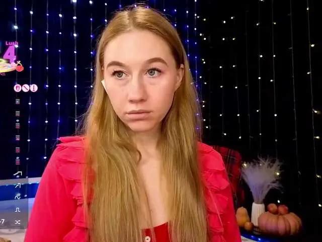 Admire amazing performer Kiska-wansday07 kiska-wansday07 from BongaCams