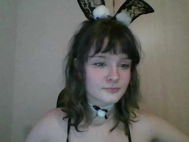 Masturbate to 20 years old Lunette from BongaCams Lunette from BongaCams