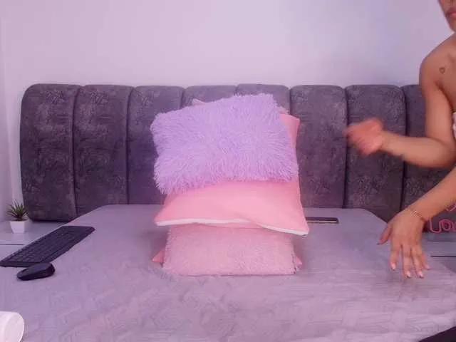 naia-blesed from BongaCams