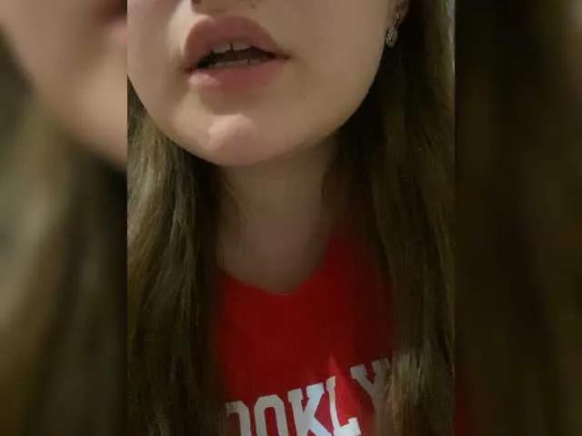 Join Regina-Lynne, she wants to masturbate for you Regina-Lynne from BongaCams