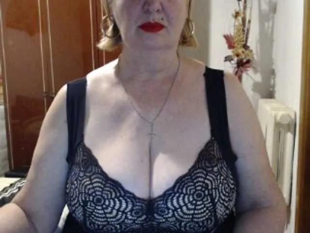 secretfox from BongaCams