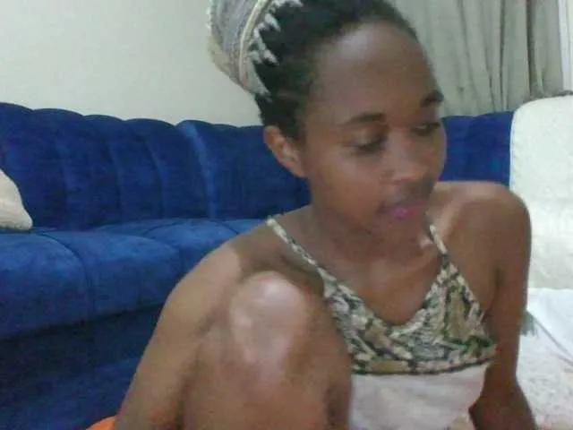 shanizz001 from BongaCams