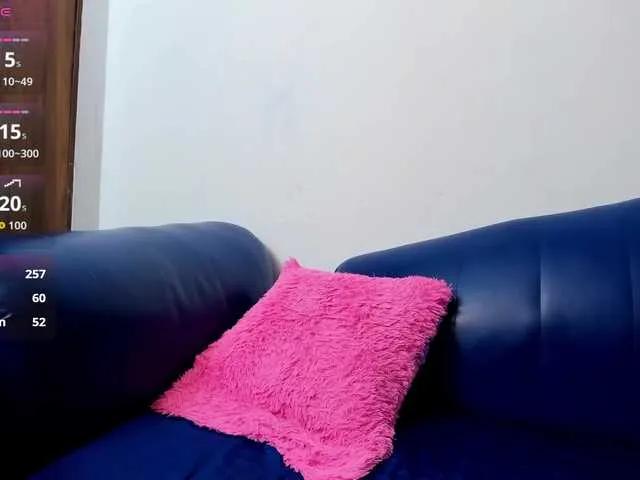 Skinny-Mature from BongaCams