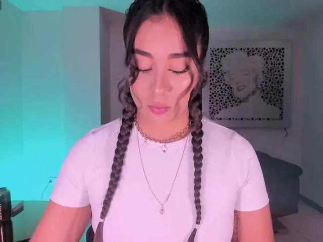 Checkout SussyBell, she wants to masturbate for you SussyBell from BongaCams