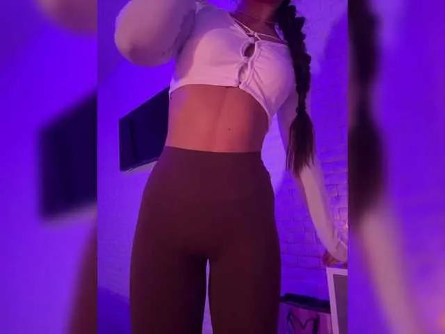 sweetkira25 from BongaCams