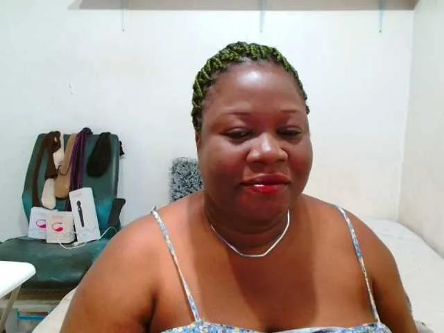 Join dirty camwhore TRUEBELLA TRUEBELLA from BongaCams