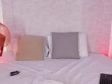 alahia_rosse from Chaturbate