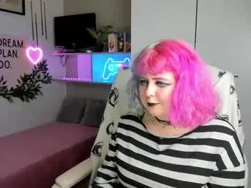 cherrybounce from Chaturbate