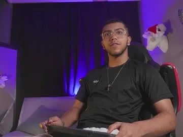 colstorw_ from Chaturbate