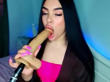 Explore cute model Crazy__berry crazy__berry from Chaturbate