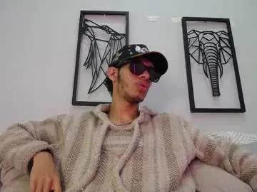 Explore Dylan_scotts, he wants to masturbate for you dylan_scotts from Chaturbate