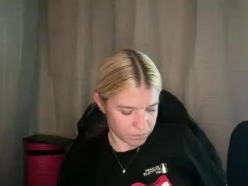 ebony8ivory from Chaturbate