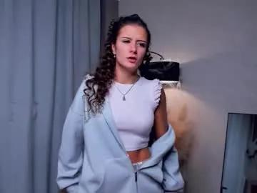 Admire Emelineweeman, she wants to masturbate for you emelineweeman from Chaturbate