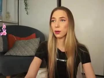 Join Chaturbate's Heidas_passion heidas_passion from Chaturbate