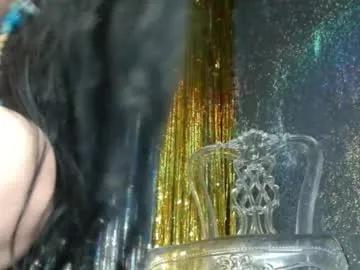 Checkout hot camwhore Luxurylips luxurylips from Chaturbate