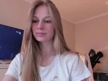 magic_couple13 from Chaturbate