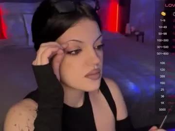 Watch Chaturbate's Mavis_crystal mavis_crystal from Chaturbate