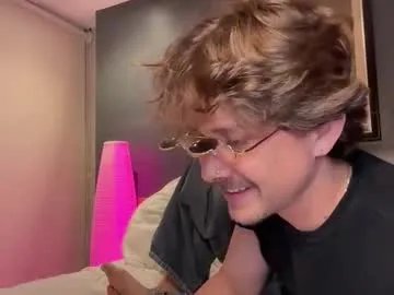 mcklister69 from Chaturbate