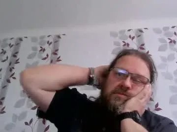 metallbuddy from Chaturbate