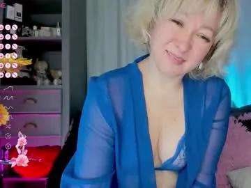 Join Mia_wintermood, she wants to masturbate for you mia_wintermood from Chaturbate
