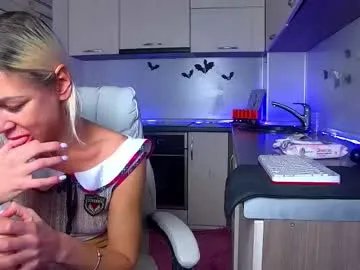 nally_ferrari from Chaturbate