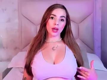 noa_butterfly from Chaturbate
