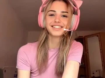 ozellagranville from Chaturbate