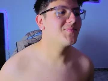 Slutty Ryan_doretti wants you to fuck his body now ryan_doretti from Chaturbate