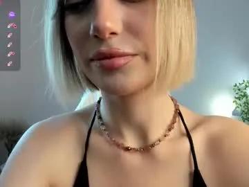 sarilit from Chaturbate