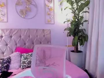 sharktitiare_ from Chaturbate