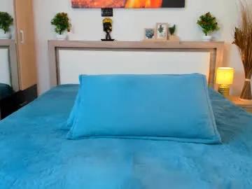 Admire Sweetangell69_, she wants to masturbate for you sweetangell69_ from Chaturbate