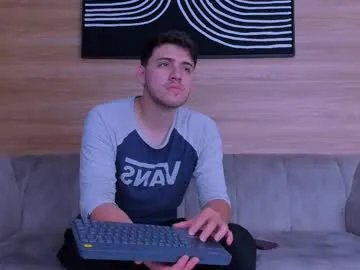 web_gammer_ from Chaturbate