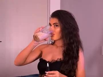 yasminaluna from Chaturbate