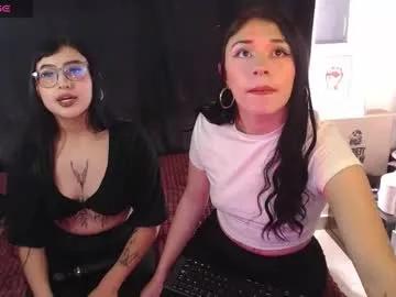 zowi_hottiee from Chaturbate